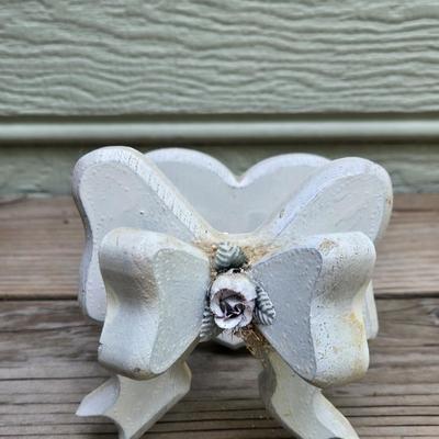 Wood Heart and Bow Wall Deco
