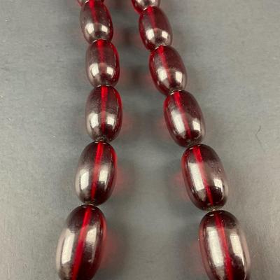 -39- FINE JEWELRY | 1930’s Cherry Amber Beaded Necklace