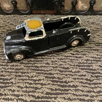 Black & white truck