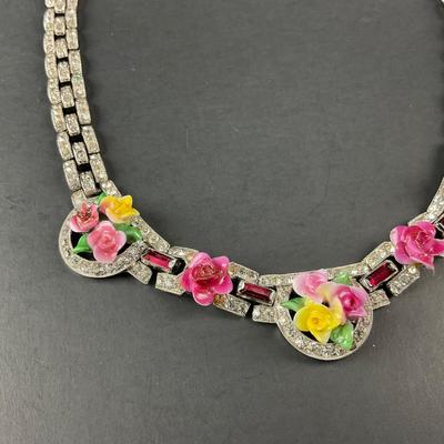 -40- DEROSA | 1940’s Porcelain Flower Necklace