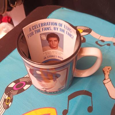 ELVIS HANDKERCHIEF, 2 SIDED SMALL PILLOW, COFFEE MUG AND PEN