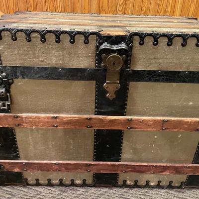 Hossfeld Brothers trunk-Topeka