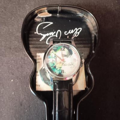 ELVIS PRESLEY WATCH IN A GUITAR TIN