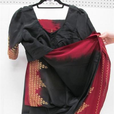 INDIAN SARI SAREE BLACK WITH BURGUNDY TRIM WITH BEADS & SEQUINS BONUS TOP