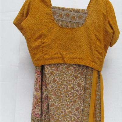 INDIAN SARI SAREE FLORAL WITH MUSTARD TRIM BONUS TOP