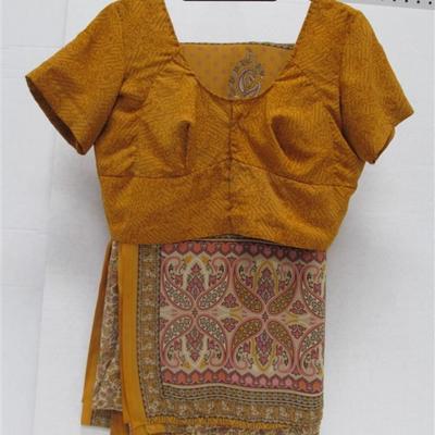 INDIAN SARI SAREE FLORAL WITH MUSTARD TRIM BONUS TOP