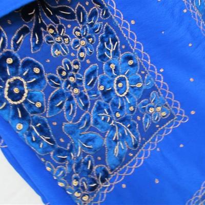 INDIAN SARI SAREE ROYAL BLUE WITH EMBROIDED AND BEADED FLORAL PATTERN BONUS TOP