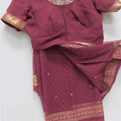 INDIAN SARI SAREE BURGUNDY & GOLD BONUS TOP
