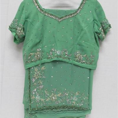 INDIAN SARI SAREE GRFEEN SILVER BEADS SEQUINS BONUS TOP