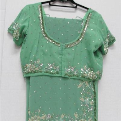INDIAN SARI SAREE GRFEEN SILVER BEADS SEQUINS BONUS TOP