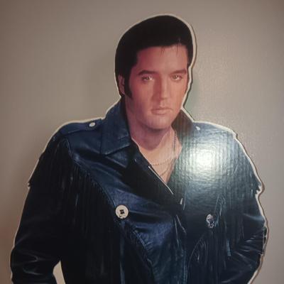 6 FOOT FREESTANDING CARDBOARD ELVIS