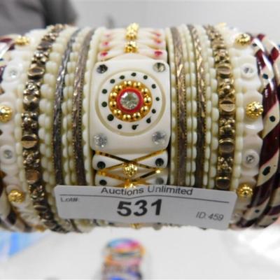 531 LOT OF 13 MULTI WHITE BANGLE BRACELETS