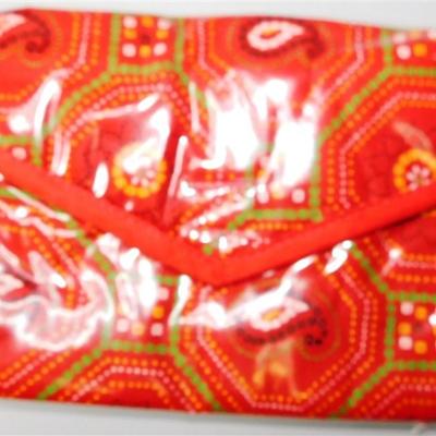 SET OF 3 RED STORAGE BAGS AND PHOTO WALLET 6-10 INCHES