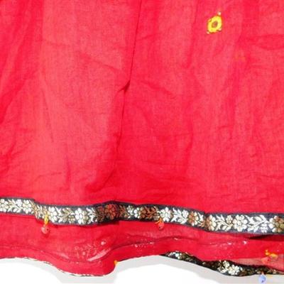 INDIAN SARI SAREE MAROON AND WHITE WITH BELLS BONUS TOP