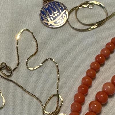 Gold Chains w Coral Necklace