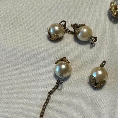 Gold & Pearl Costume Set