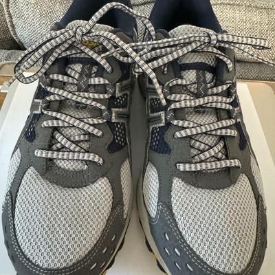 Asics T1GON Unisex running shoes - Size 8 - New