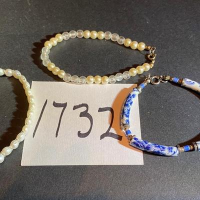 Bracelet Lot