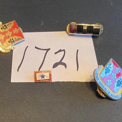 Vintage US Military Pins