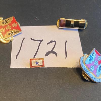 Vintage US Military Pins