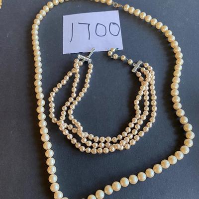 Necklace Lot