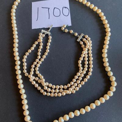 Necklace Lot