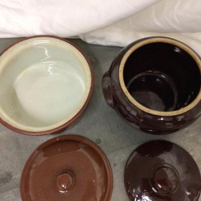 Weller Casserole Covered Dish and USA Bean Pot