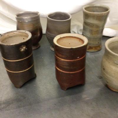 9 Pieces Modern Pottery Lot