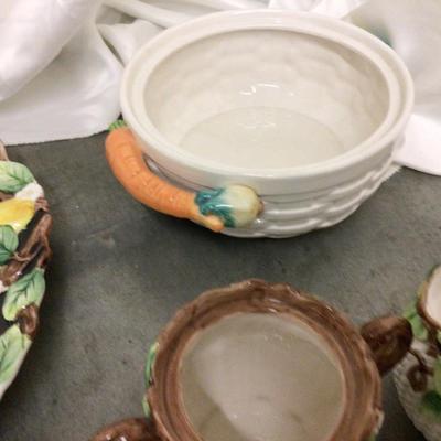 Fitz and Floyd Matching Fruit Dinnerware.