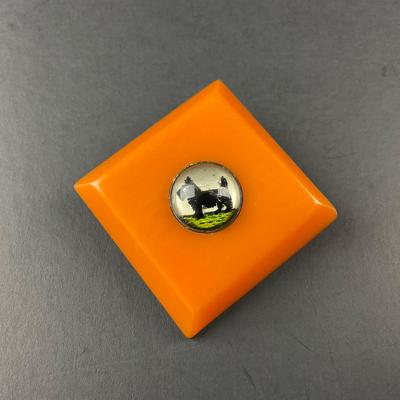 -43- BROOCH | Bakelite Intaglio Scotty Dog Pin