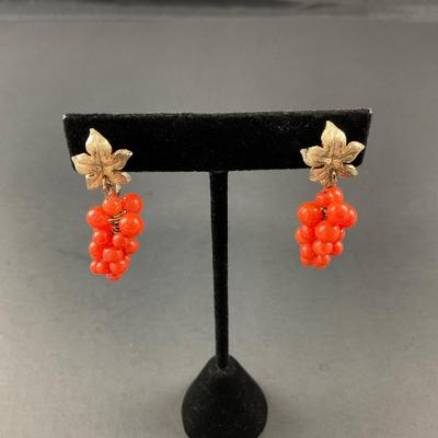 -45- MARVELLA | 1950’s Grape Cluster Pin & Earrings | Marked