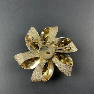 -46- KRAMER | New York Pin & Earrings | Marked
