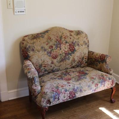 Vintage Floral Settee