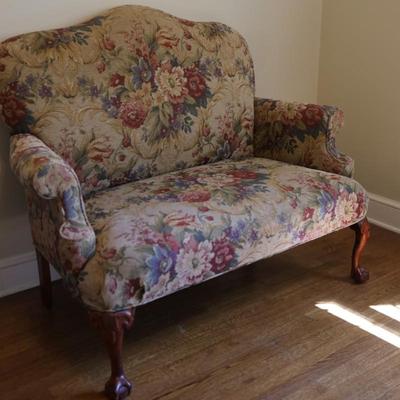 Vintage Floral Settee