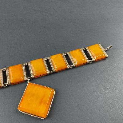 -51- ART DECO | 14Kt Gold Setting & Bakelite Braclet