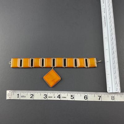 -51- ART DECO | 14Kt Gold Setting & Bakelite Braclet