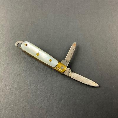 -59- PERES | Mother Of Pearl Tiny Pocket Knife | Marked