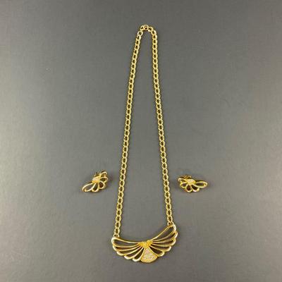 -64- COSTUME | Gold Tone Necklace & Earrings Set