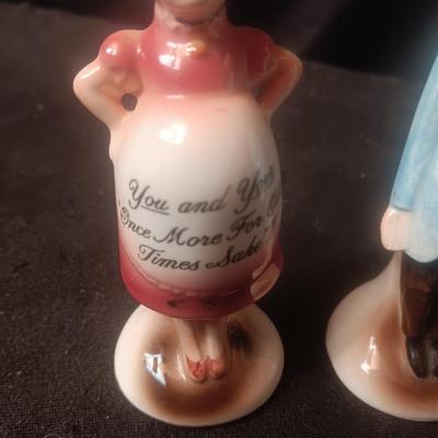 2 PAIRS OF SALT & PEPPER SHAKERS