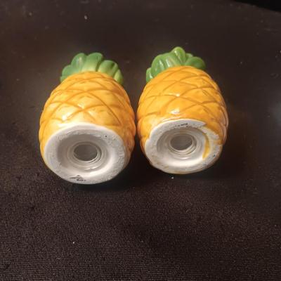 3 PAIRS OF SALT & PEPPER SHAKERS