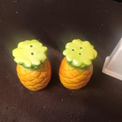 3 PAIRS OF SALT & PEPPER SHAKERS