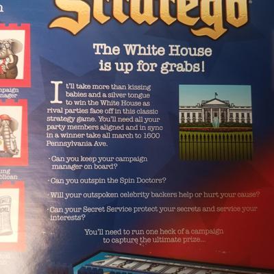STRATEGO DEMOCRATS VS REPUBLICANS BOARD GAME