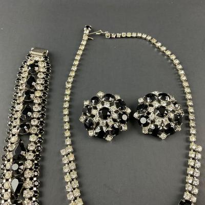 -75- COSTUME | Mixed Lot Of Black & Rhinestone Jewelry