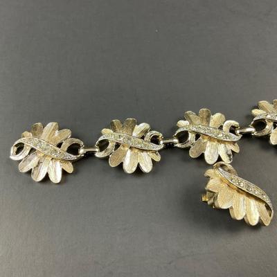 -76- COSTUME | Sarah Coventry Bracelet & Earrings