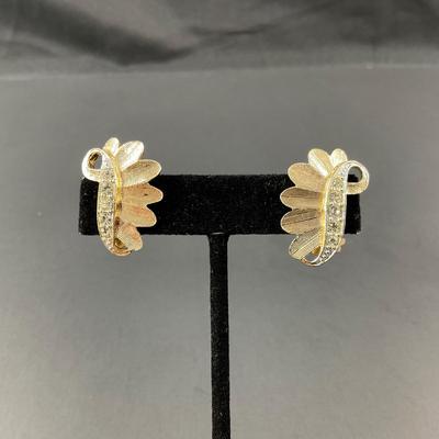 -76- COSTUME | Sarah Coventry Bracelet & Earrings