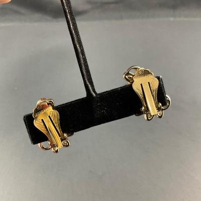 -76- COSTUME | Sarah Coventry Bracelet & Earrings