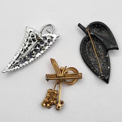 Vintage Rinestone Brooch Trio