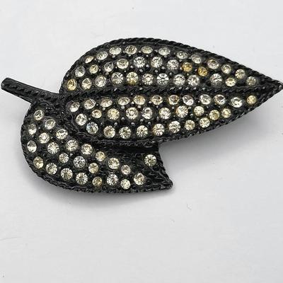 Vintage Rinestone Brooch Trio