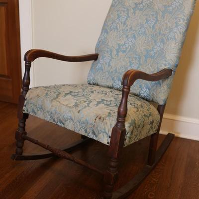 Vintage Rocking Chair (See Description)