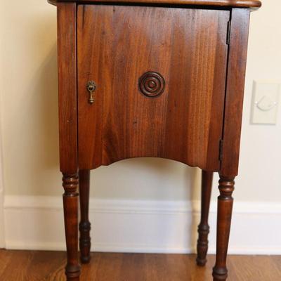 Antique Mahogany Smoke Stand with Lining